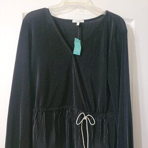 NWT Maurices Bling Bow Top